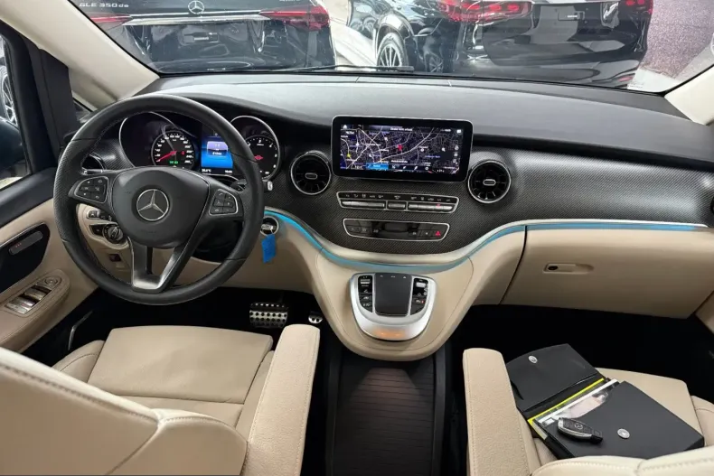 Mercedes-Benz V 300 (Clasa V) din 2023 cu 81.046 km - oferta MER243794 - foto 14