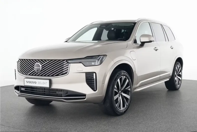 Volvo XC90 din 2025 cu 12.500 km - oferta VOL243796 - foto 1