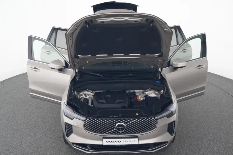 Volvo XC90 din 2025 cu 12.500 km - oferta VOL243796 - foto 16