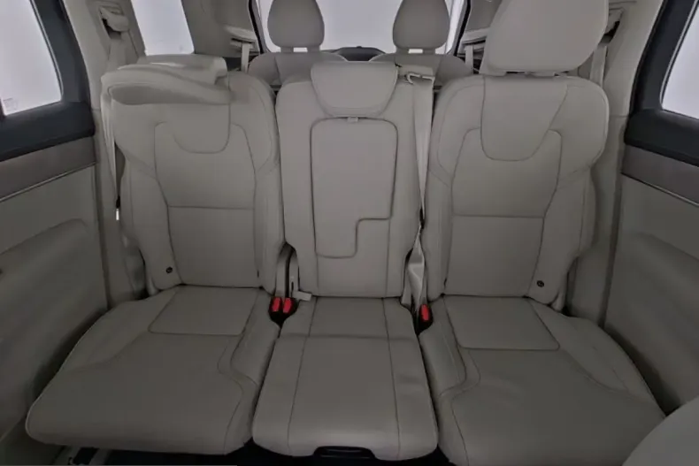 Volvo XC90 din 2025 cu 19.963 km - oferta VOL243797 - foto 11