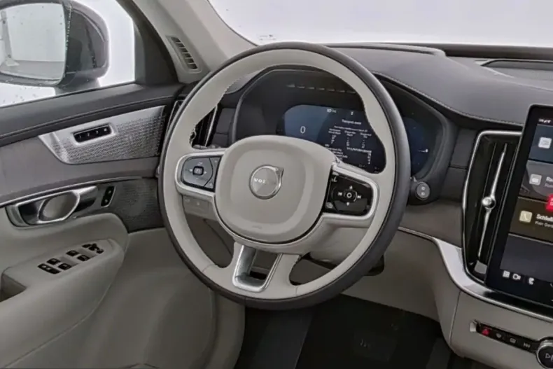 Volvo XC90 din 2025 cu 19.963 km - oferta VOL243797 - foto 12