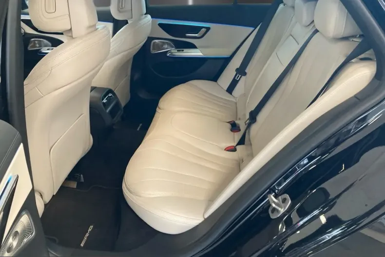 Mercedes-Benz E 450 (Clasa E) din 2025 cu 13.108 km - oferta MER243800 - foto 10