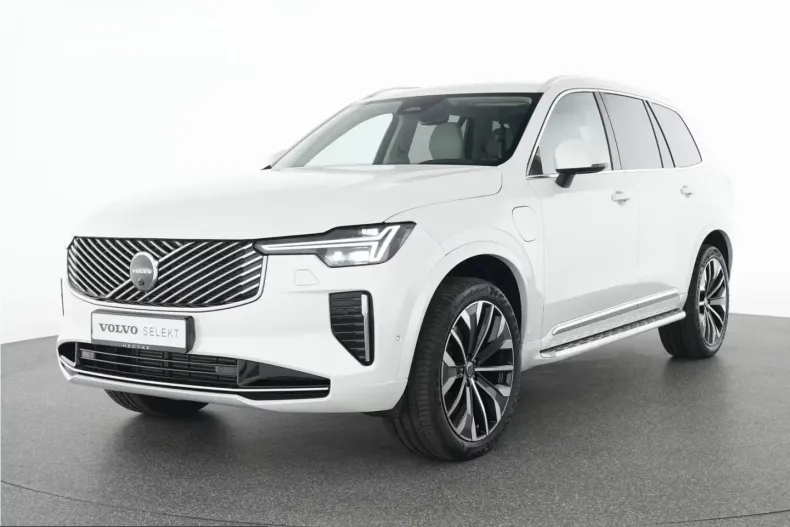 Volvo XC90 din 2025 cu 15.700 km - oferta VOL243801 - foto 1