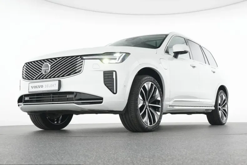 Volvo XC90 din 2025 cu 15.700 km - oferta VOL243801 - foto 8