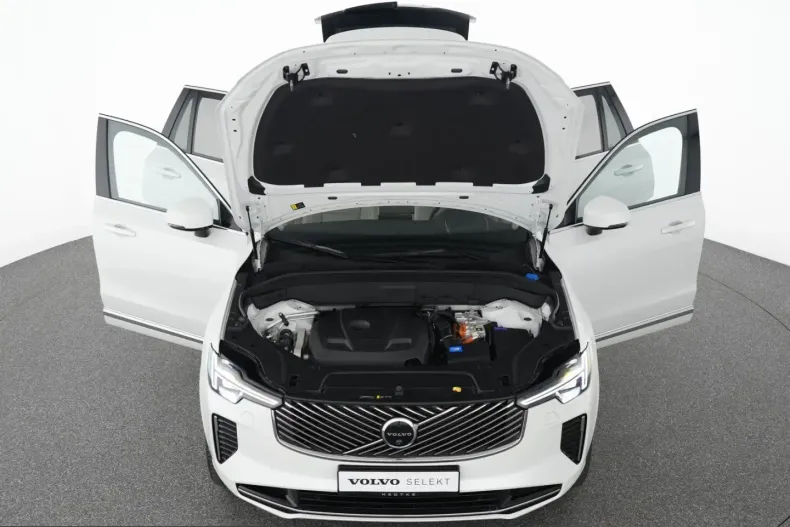 Volvo XC90 din 2025 cu 15.700 km - oferta VOL243801 - foto 14