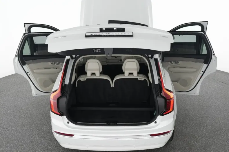 Volvo XC90 din 2025 cu 15.700 km - oferta VOL243801 - foto 15