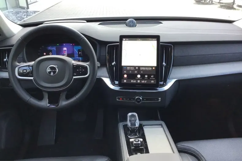 Volvo XC90 din 2025 cu 15.081 km - oferta VOL243803 - foto 20