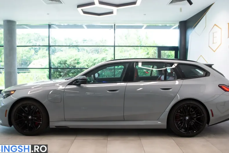 BMW M5 (Seria 5) din 2025 cu 165 km - oferta BMW243804 - foto 4