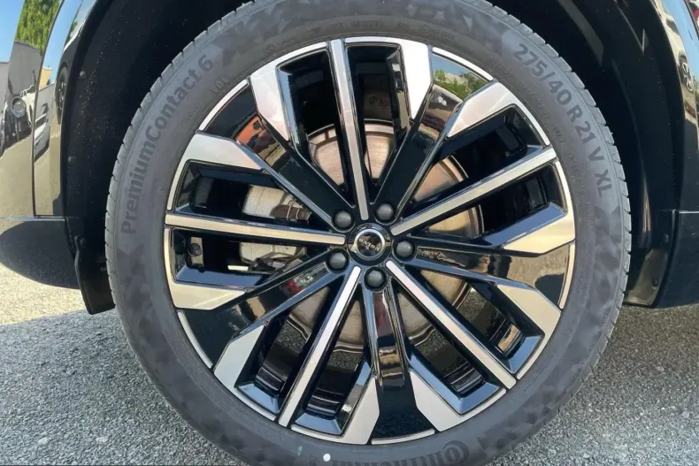 Volvo XC90 din 2025 cu 24.649 km - oferta VOL243811 - foto 9