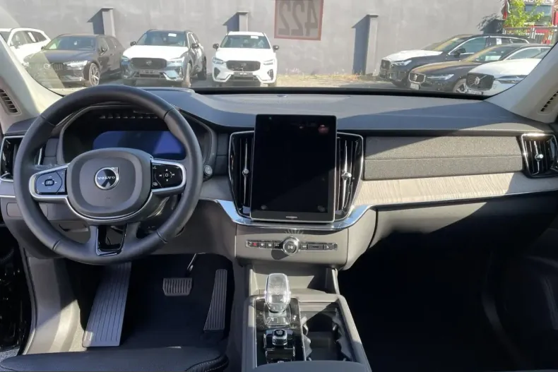 Volvo XC90 din 2025 cu 24.649 km - oferta VOL243811 - foto 15