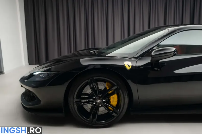 Ferrari 296 GTS din 2025 cu 7.000 km - oferta FER243814 - foto 5