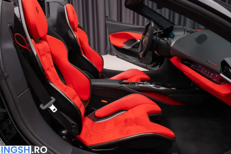 Ferrari 296 GTS din 2025 cu 7.000 km - oferta FER243814 - foto 30