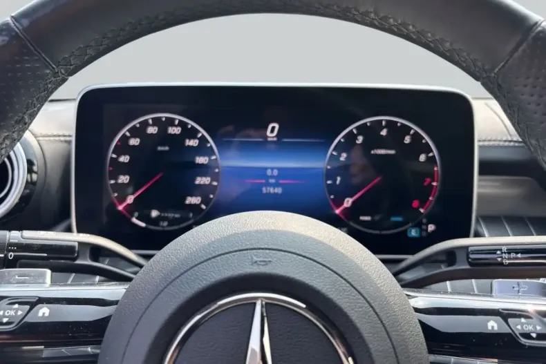 Mercedes-Benz C 300 (Clasa C) din 2023 cu 57.640 km - oferta MER243821 - foto 17