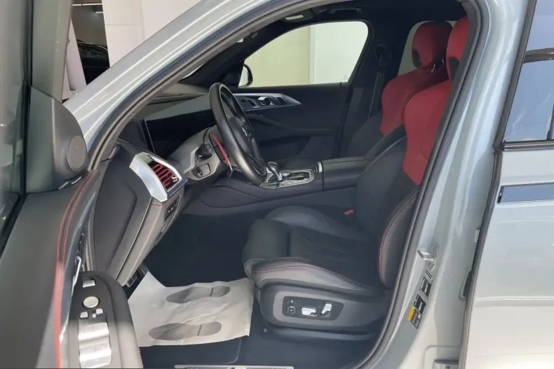 BMW XM (Seria X) din 2024 cu 47.991 km - oferta BMW243826 - foto 4