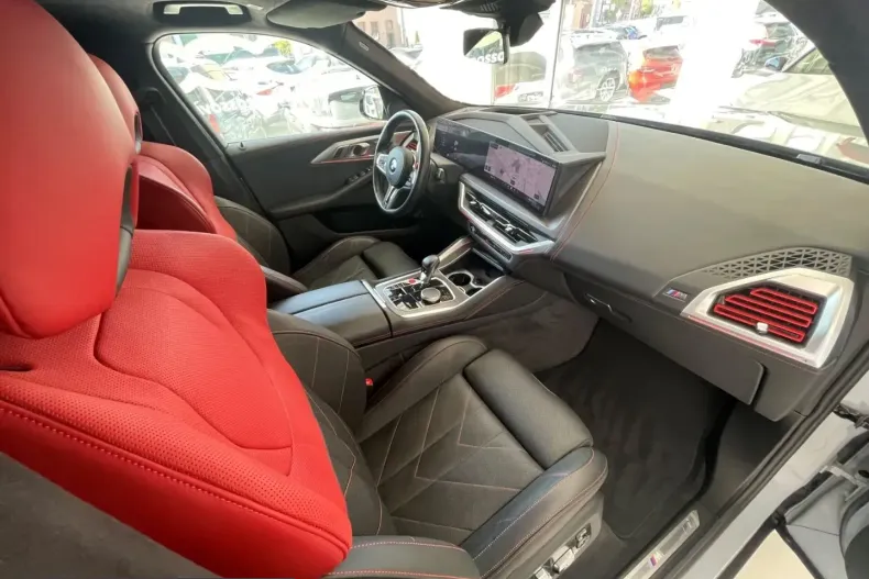 BMW XM (Seria X) din 2024 cu 47.991 km - oferta BMW243826 - foto 17
