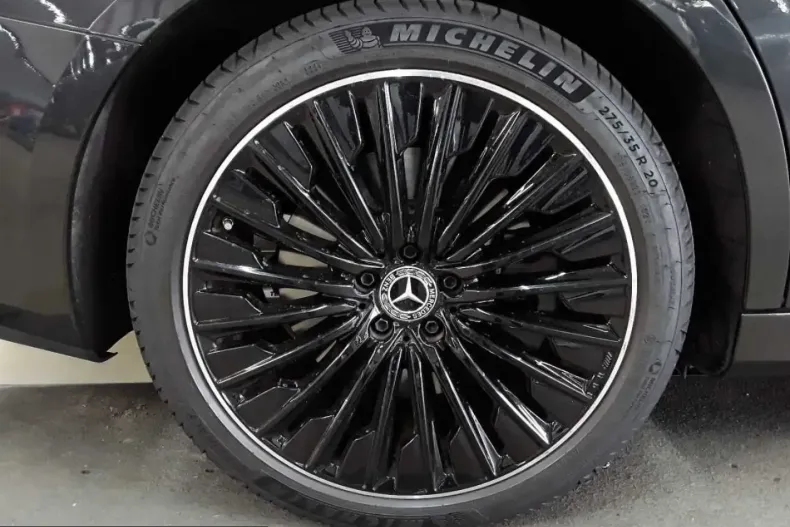 Mercedes-Benz E 300 (Clasa E) din 2024 cu 15.179 km - oferta MER243828 - foto 20