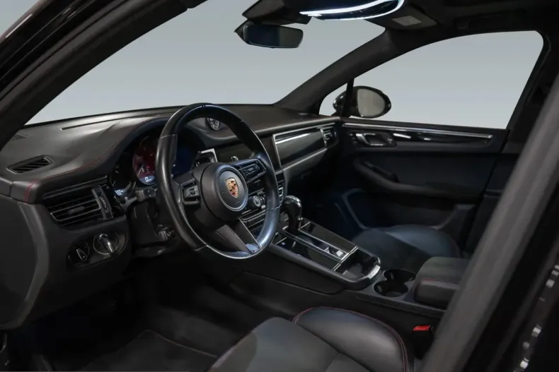 Porsche Macan din 2022 cu 72.400 km - oferta POR243836 - foto 4