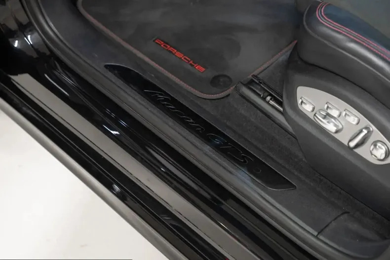 Porsche Macan din 2022 cu 72.400 km - oferta POR243836 - foto 23