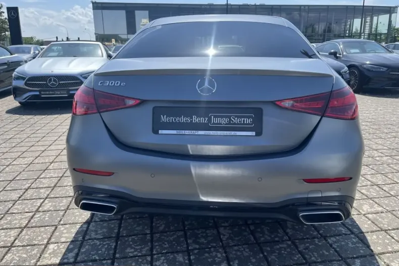 Mercedes-Benz C 300 (Clasa C) din 2023 cu 45.396 km - oferta MER243849 - foto 6