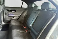 Mercedes-Benz C 300 (Clasa C) din 2023 cu 73.486 km - oferta MER243851 - foto 13
