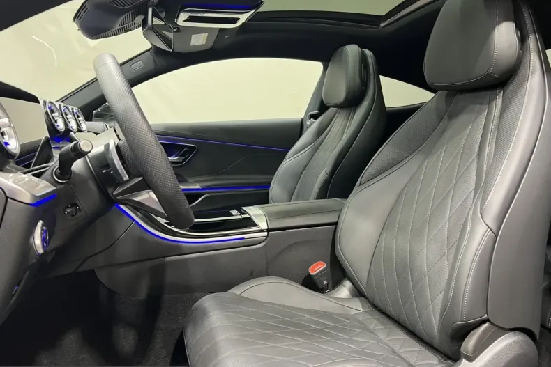 Mercedes-Benz CLE 300 (Clasa CLE) din 2025 cu 7.761 km - oferta MER243854 - foto 5