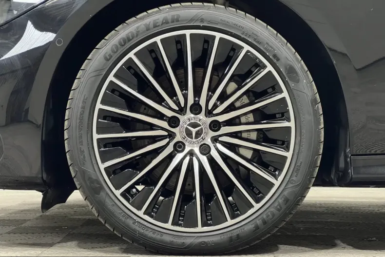 Mercedes-Benz CLE 300 (Clasa CLE) din 2025 cu 7.761 km - oferta MER243854 - foto 6