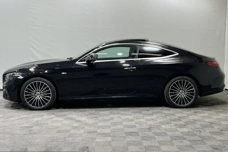 Mercedes-Benz CLE 300 (Clasa CLE) din 2025 cu 7.761 km - oferta MER243854 - foto 18