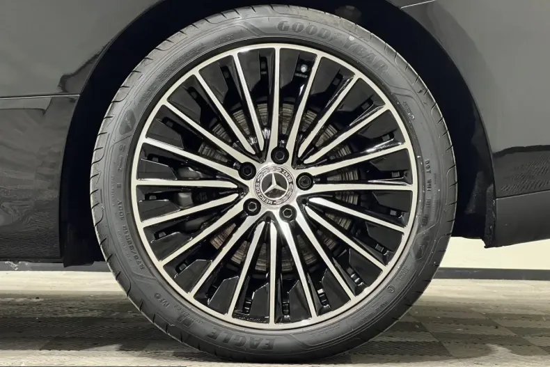 Mercedes-Benz CLE 300 (Clasa CLE) din 2025 cu 7.761 km - oferta MER243854 - foto 19