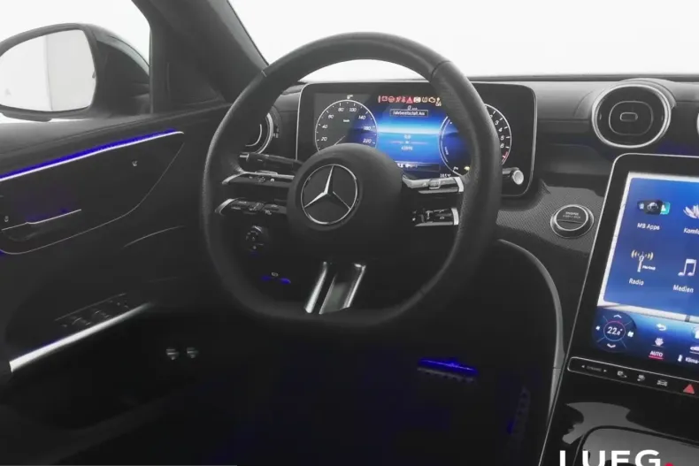 Mercedes-Benz C 300 (Clasa C) din 2023 cu 42.892 km - oferta MER243855 - foto 4