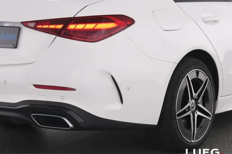 Mercedes-Benz C 300 (Clasa C) din 2023 cu 42.892 km - oferta MER243855 - foto 9