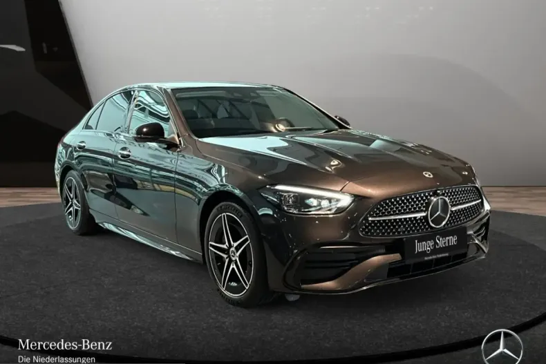 Mercedes-Benz C 400 (Clasa C) din 2023 cu 29.159 km - oferta MER243857 - foto 3