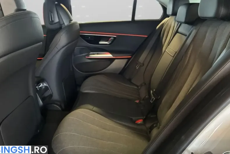 Mercedes-Benz E 300 (Clasa E) din 2025 cu 16.635 km - oferta MER243868 - foto 6