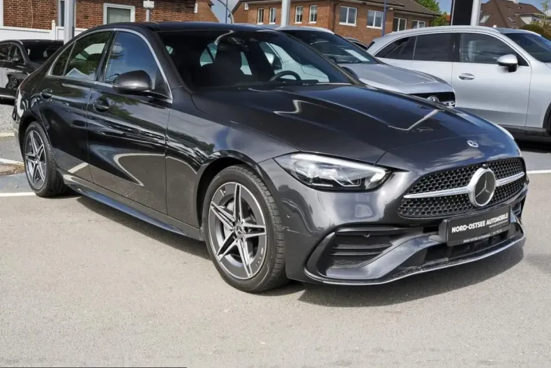 Mercedes-Benz C 300 (Clasa C) din 2025 cu 22.723 km - oferta MER243874 - foto 4