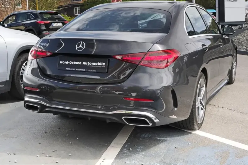Mercedes-Benz C 300 (Clasa C) din 2025 cu 22.723 km - oferta MER243874 - foto 5