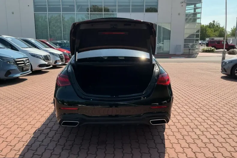 Mercedes-Benz C 200 (Clasa C) din 2025 cu 16.803 km - oferta MER243876 - foto 18
