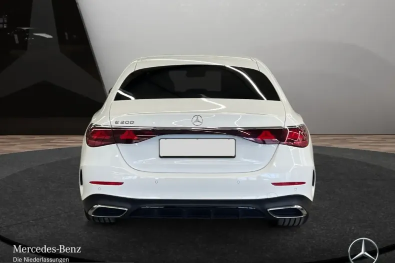 Mercedes-Benz E 200 (Clasa E) din 2025 cu 28.212 km - oferta MER243885 - foto 6