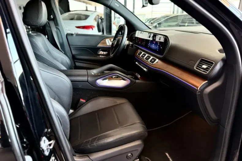 Mercedes-Benz GL 320 (Clasa GL) din 2023 cu 56.500 km - oferta MER243889 - foto 4
