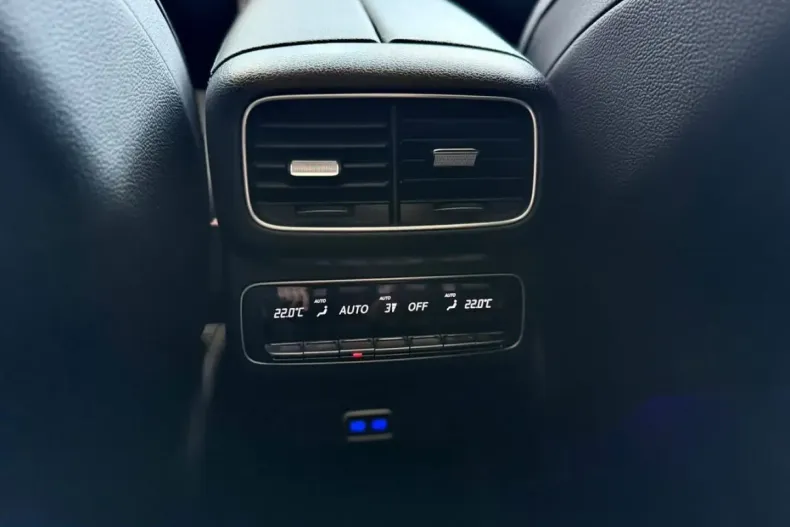 Mercedes-Benz GL 320 (Clasa GL) din 2023 cu 56.500 km - oferta MER243889 - foto 19