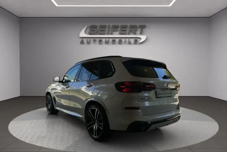 BMW X5 (Seria X) din 2025 cu 5.900 km - oferta BMW243893 - foto 3