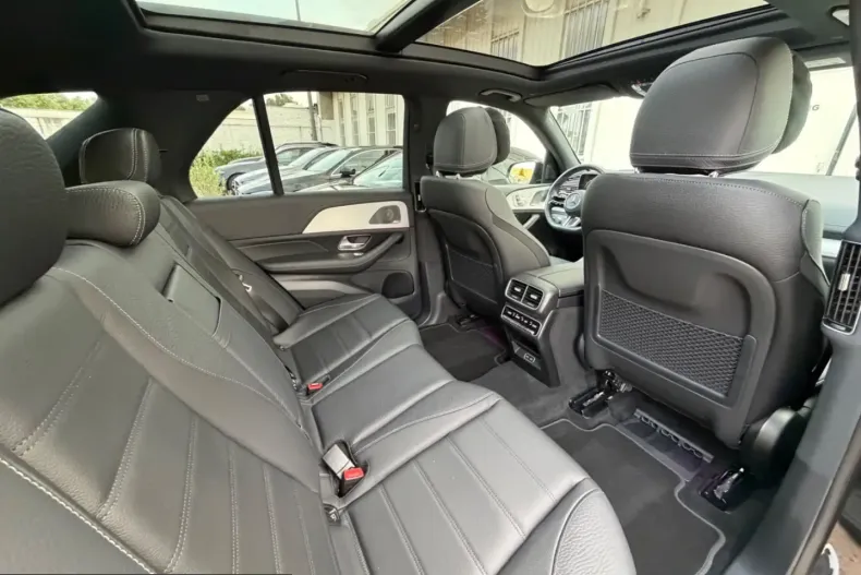Mercedes-Benz GLE 400 (Clasa GLE) din 2025 cu 6.592 km - oferta MER243901 - foto 21