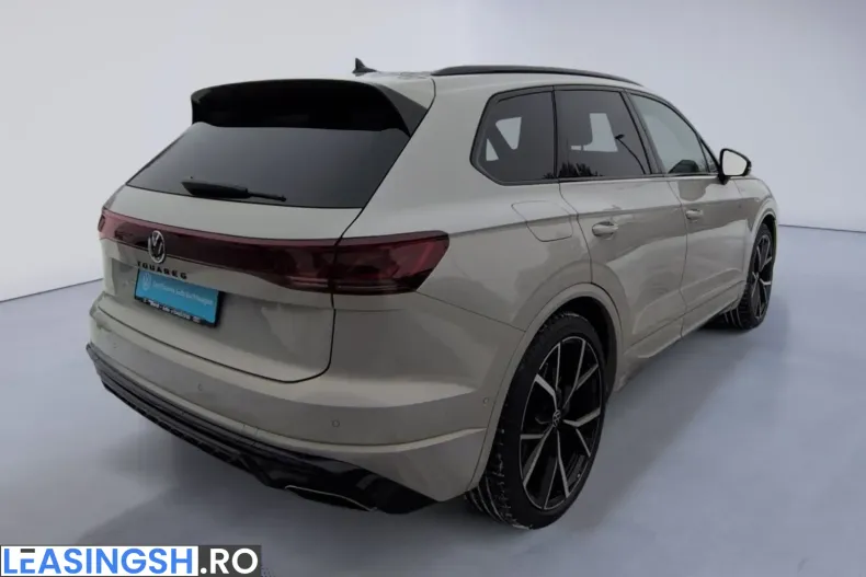 Volkswagen Touareg din 2025 cu 9.607 km - oferta VOL243905 - foto 5