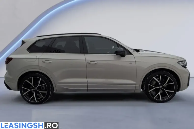 Volkswagen Touareg din 2025 cu 9.607 km - oferta VOL243905 - foto 6
