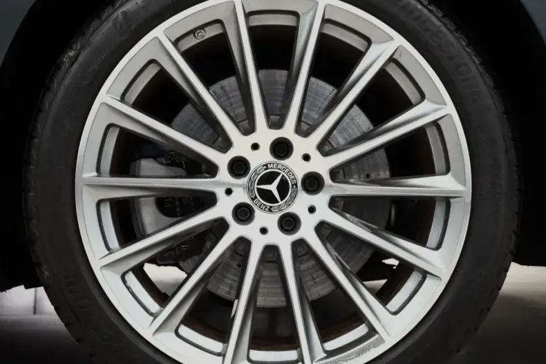 Mercedes-Benz S 580 (Clasa S) din 2022 cu 73.543 km - oferta MER243914 - foto 10