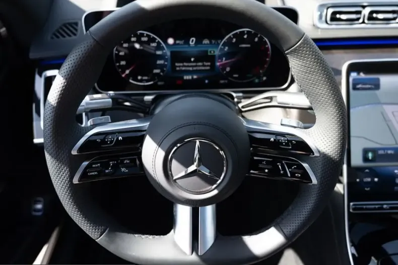 Mercedes-Benz S 500 (Clasa S) din 2025 cu 5.470 km - oferta MER243915 - foto 8