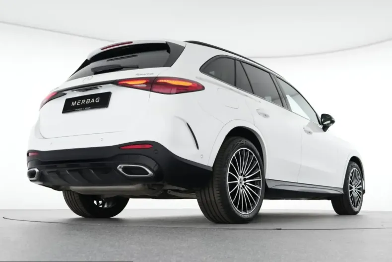 Mercedes-Benz GLC 300 (Clasa GLC) din 2024 cu 15.139 km - oferta MER243918 - foto 9