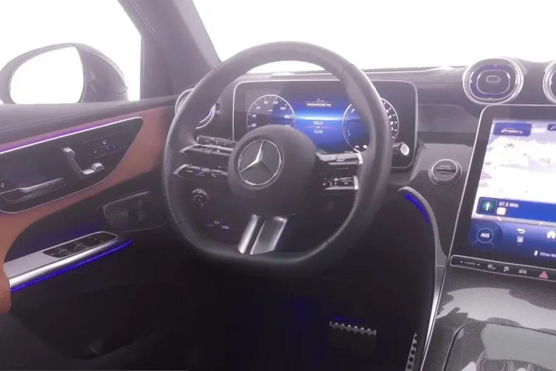 Mercedes-Benz GLC 300 (Clasa GLC) din 2024 cu 15.139 km - oferta MER243918 - foto 17