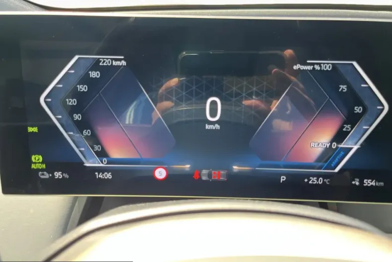 BMW iX din 2023 cu 42.800 km - oferta BMW243919 - foto 6