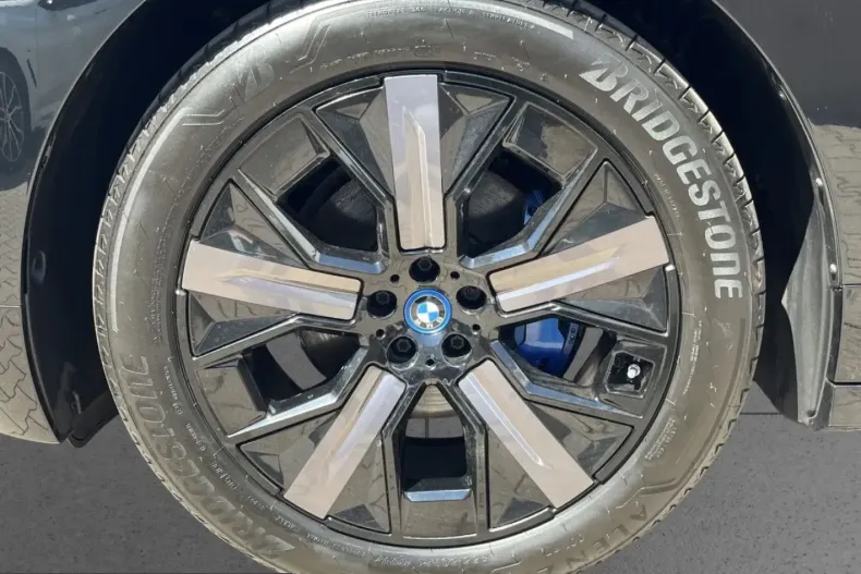 BMW iX din 2023 cu 42.800 km - oferta BMW243919 - foto 18