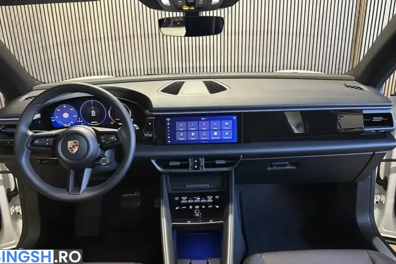 Porsche Macan din 2025 cu 3.140 km - oferta POR243923 - foto 3