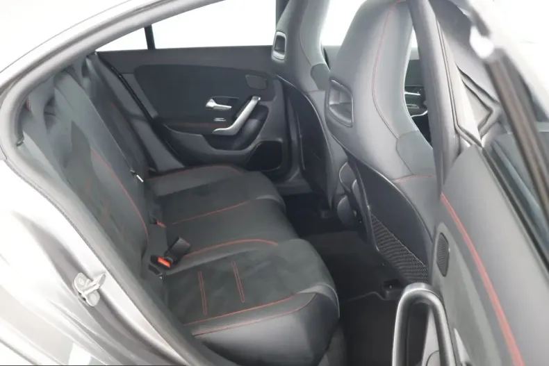 Mercedes-Benz CLA 250 (Clasa CLA) din 2023 cu 73.300 km - oferta MER243928 - foto 14